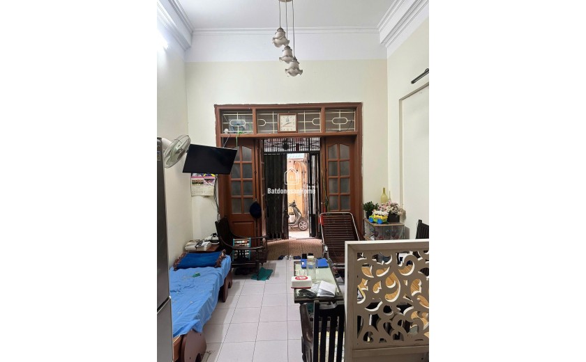 PHÁO ĐÀI LÁNG NGÕ TO Ô TÔ ĐỖ CỬA - GẦN PHỐ - 34m2 5 tầng mặt tiền 3.6m Giá 12.5 tỷ