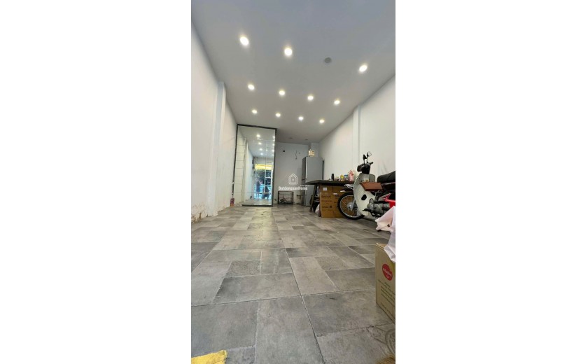 Mặt Tiền Hẻm Xe Tải 6m,Kinh Doanh, Lạc Long Quân,Tân Bình, nhỉnh 5 Tỷ