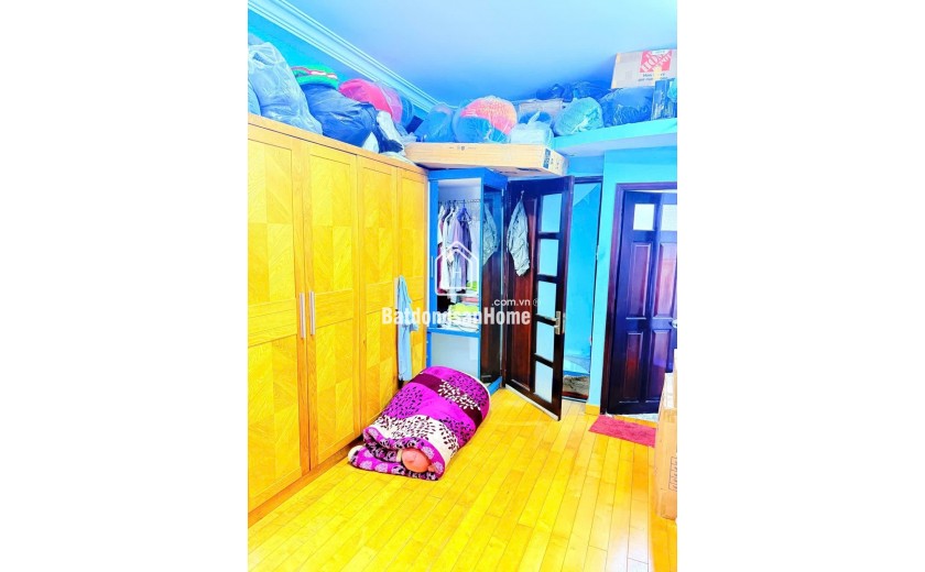 Bán Nhà Tân Bình - Phường 6 - Ngay Công Viên Lê Thị Riêng - Hẻm Xe Hơi - Nhỉnh 4 Tỷ