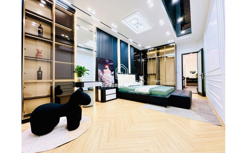 TRẦN DUY HƯNG - 6 TẦNG THANG MÁY - NGÕ THÔNG Dt  45m2 mặt tiền 3.5m Giá 16.98 tỷ