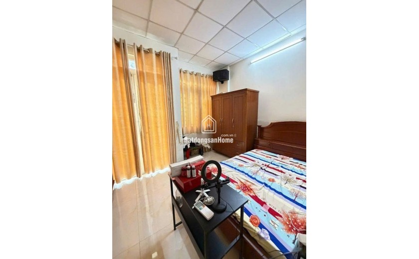 NHÀ TÂN PHÚ – NGAY VĂN CAO – SÁT MẶT TIỀN – NHÀ MỚI 2 TẦNG – 4 X 11 –  NHỈNH  5 TỶ