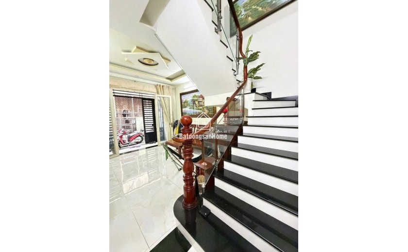 NHÀ TÂN PHÚ – NGAY VĂN CAO – SÁT MẶT TIỀN – NHÀ MỚI 2 TẦNG – 4 X 11 –  NHỈNH  5 TỶ