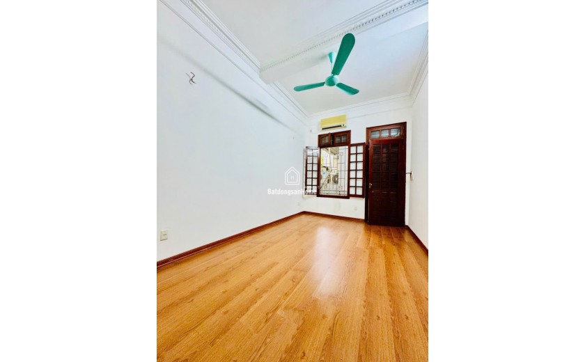 NGUYỄN LƯƠNG BẰNG - NHÀ DÂN GẦN PHỐ Diện Tích 60m2 3 tầng mặt tiền 3.5m Giá 15.5 tỷ