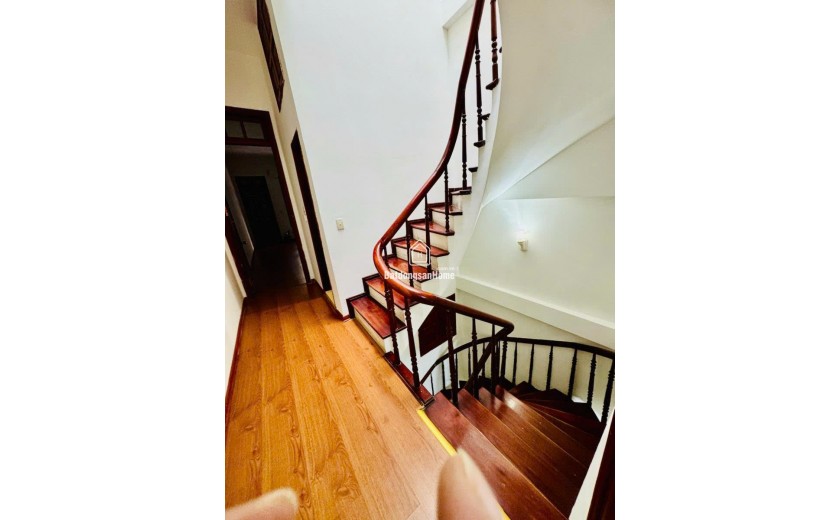 NGUYỄN LƯƠNG BẰNG - NHÀ DÂN GẦN PHỐ Diện Tích 60m2 3 tầng mặt tiền 3.5m Giá 15.5 tỷ