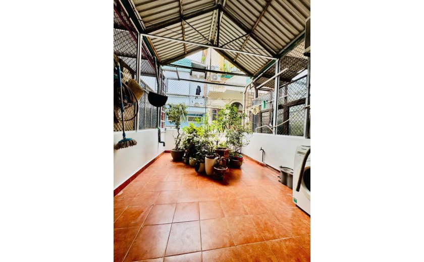 NGUYỄN LƯƠNG BẰNG - NHÀ DÂN GẦN PHỐ Diện Tích 60m2 3 tầng mặt tiền 3.5m Giá 15.5 tỷ