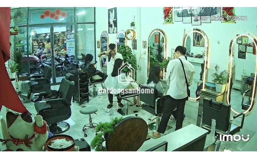 Do Mình Làm 2 Nghề Lên Không Quản Lý Được, mình cần thanh lý toàn bộ thiết bị và nội thất salon đang sử dụng