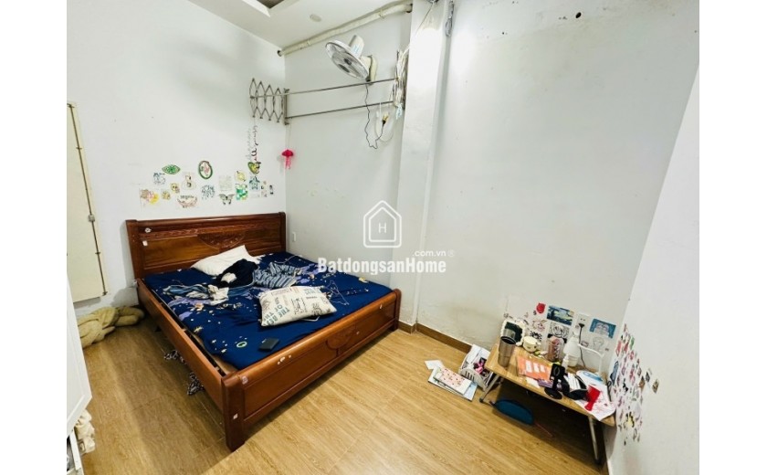 Bán nhà đường số 9, Phường Linh Tây, Thủ Đức, TP HCM. DT 76m2, cấp 4,  sổ hồng,  Giá 4.1 tỷ