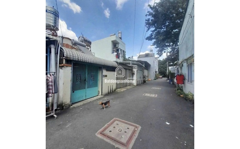 Bán nhà trong ngõ đường số 11, Trường Thọ, Thủ Đức, TP HCM - Dt 102m2, cấp 4. Giá 7,15 tỷ - Sổ Hồng đầy đủ!