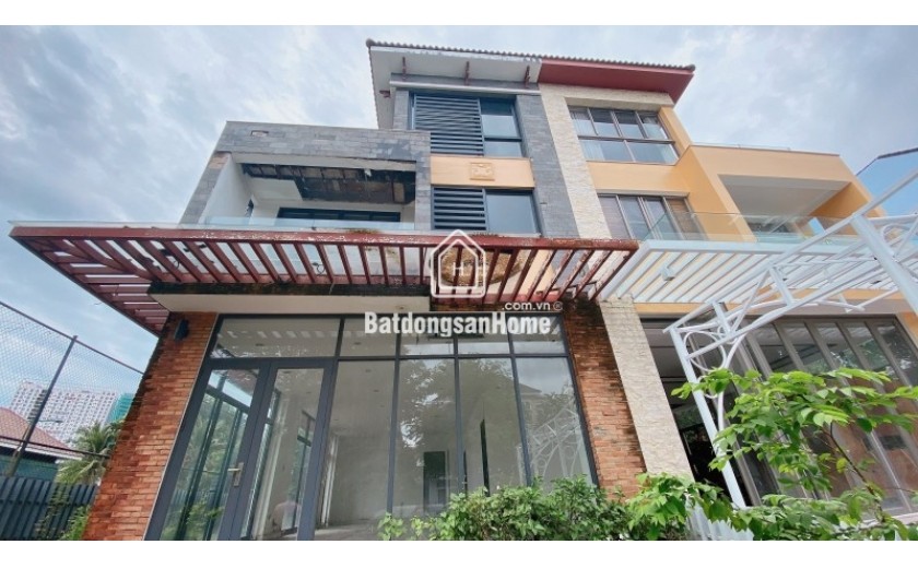 Bán Biệt Thự đường số 1, Hiệp Bình Phước, Thủ Đức, TP HCM. DT 225 m2, 4 tầng, 6PN. Giá 15.9 Tỷ,