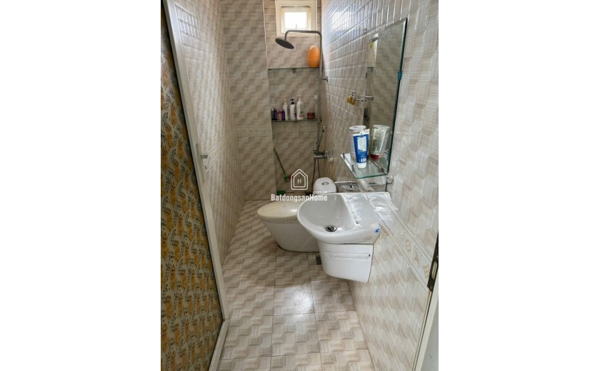 Bán nhà 3 tầng 61m2, đường Số 6, Linh Xuân, Thủ Đức, TP HCM, giá 5,45  tỷ, sổ hồng, thuận tiện sinh sống. Gọi 0933125879!