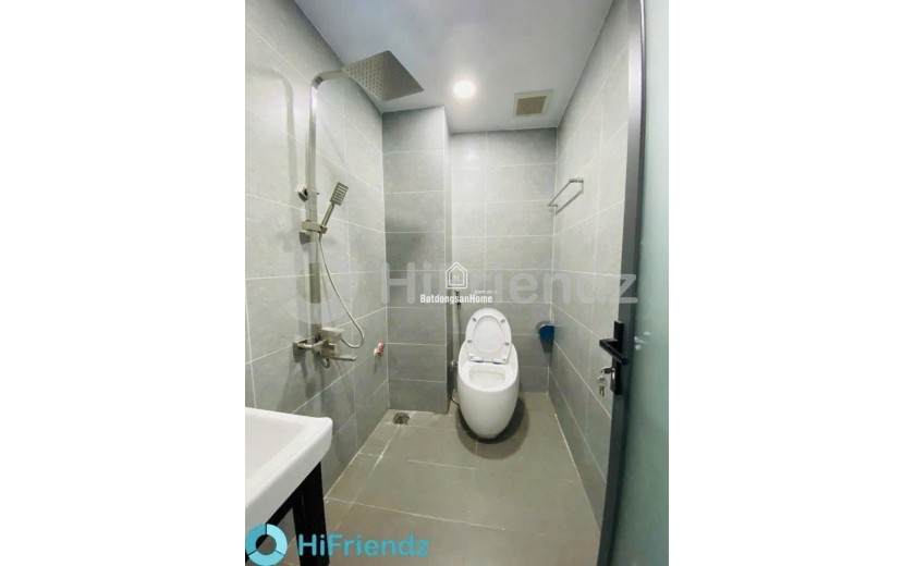 CHDV CMT8 - Quận 10 - 5 tầng - 5 Phòng - 56m2 - 11,8 ty còn TL