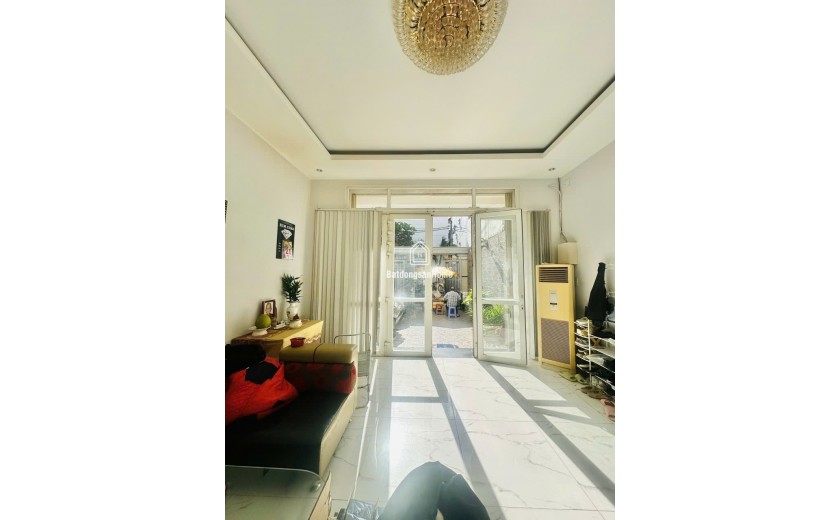 Mặt tiền HXH 10m - 3/2 - Quận 10 - 3 tầng - 235m2 - Chính chủ lâu đời - 59 tỷ