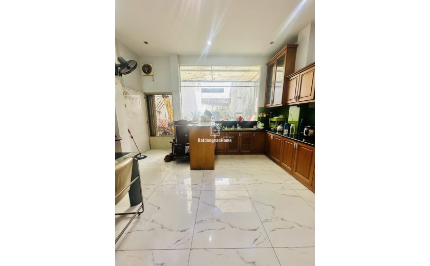 Mặt tiền HXH 10m - 3/2 - Quận 10 - 3 tầng - 235m2 - Chính chủ lâu đời - 59 tỷ