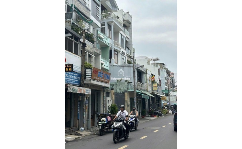 !!Bán Nhà 2 Mặt Tiền Bà Hạt P, Hòa Hưng Q10 6Tầng(4.3X20.5) Giá tốt 23.5Tỷ