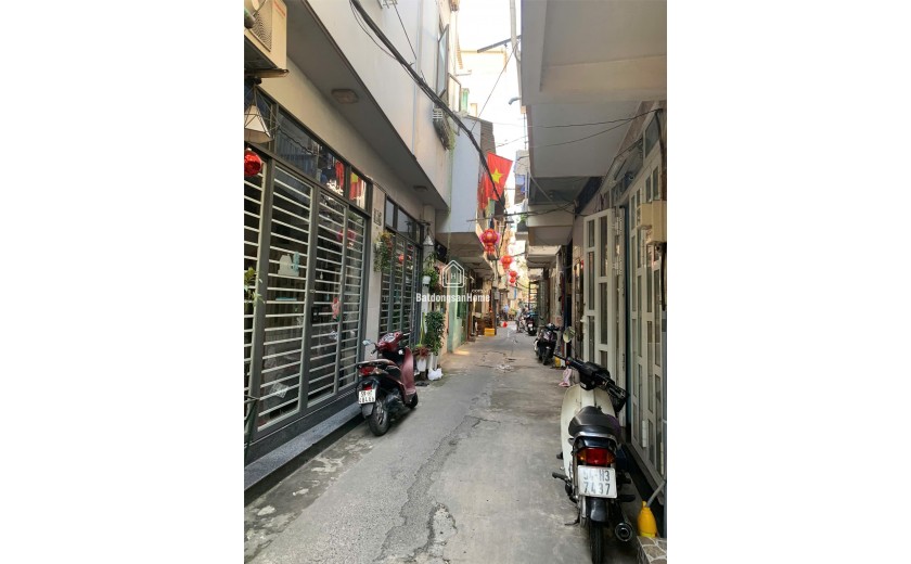 ! Nhỉnh 4 Tỷ - ÔTô Sát Nhà – Ngay Nguyễn Biểu – Cầu Chữ Y   4 3 Tầng 3 Pn Vuông Vức Đẹp