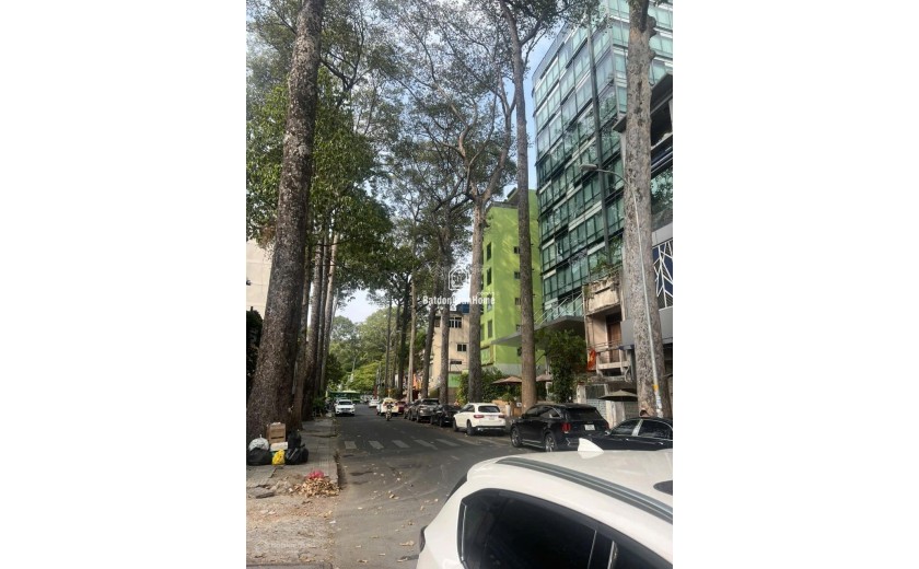 Khách sạn Mặt Tiền  Sương Nguyệt Ánh, P Bến Thành, Quận 1