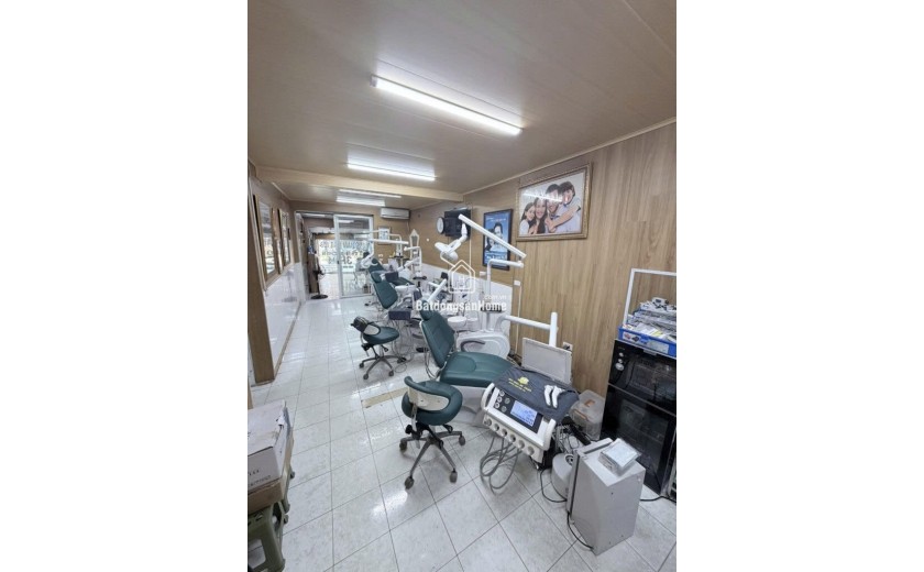 CẦN SANG NHƯỢNG PHÒNG KHÁM HOẶC SANG 60% CỔ PHẦN