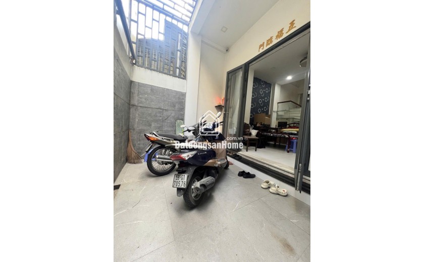 Nhà 4 Tầng (4x15) Trung Tâm Quận10- MỘT CĂN NHÀ RA MT ĐƯỜNG NGUYỄN DUY DƯƠNG Chỉ 8.8 TỶ