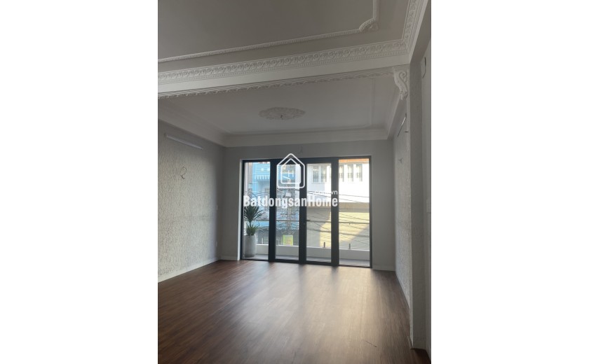 Nhà mặt tiền Huỳnh Thúc Kháng 4 tầng 69.2m2 sát Nguyễn Văn Linh giá 15 tỷ