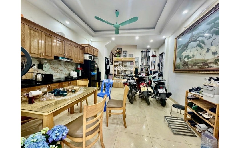 Bán nhà Hồ Tùng Mậu khu yên tĩnh, view Gardenia, ngõ ô tô, 5 tầng có thể lắp thang máy, giá 12 tỷ