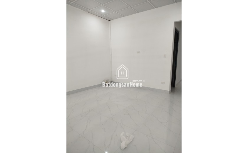 Nhà 2 tầng Lê Văn Hiến Hội An, đường 10.5m, 101m2, 3PN, giá 4.4 tỷ