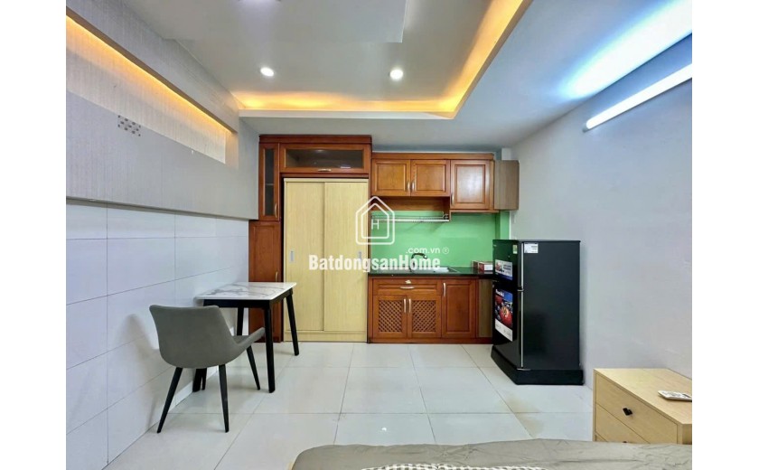 CHDV  Huỳnh Mẫn Đạt - Quận 5 - 5 tầng - 7 Phòng - 41m2 - 9.7 Tỷ