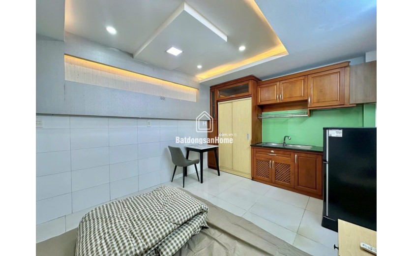 Chỉ 9 Tỷ Hơn-CHDV 7PN-2Mặt Hẻm 5m-42m-5Tầng Gần đường  Nguyễn Trãi Quận 5