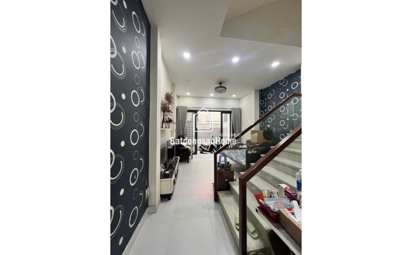 Nhà 4 Tầng (4x15) Trung Tâm Quận10- MỘT CĂN NHÀ RA MT ĐƯỜNG NGUYỄN DUY DƯƠNG Chỉ 8.8 TỶ