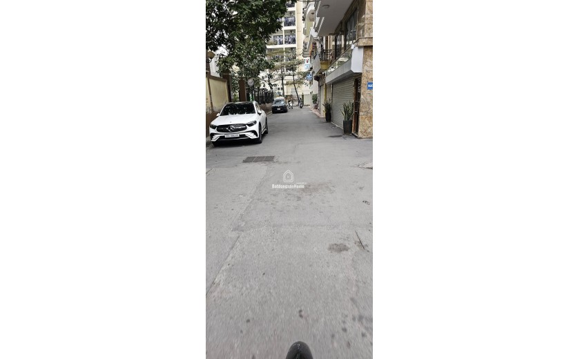 Bán nhà Hồ Tùng Mậu 50m2, mt 5.5m, sát Vinhomes Gardenia, ô tô đỗ cửa, 5 tầng 5 ngủ