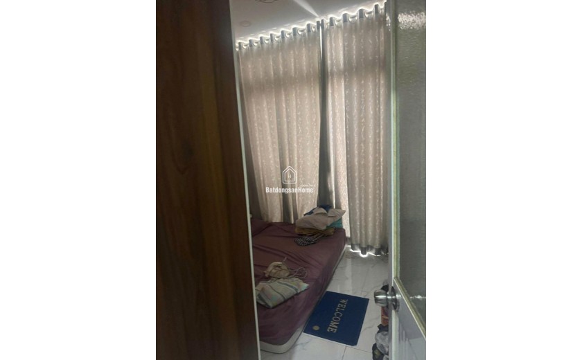 ! Nhỉnh 4 Tỷ - ÔTô Sát Nhà – Ngay Nguyễn Biểu – Cầu Chữ Y   4 3 Tầng 3 Pn Vuông Vức Đẹp