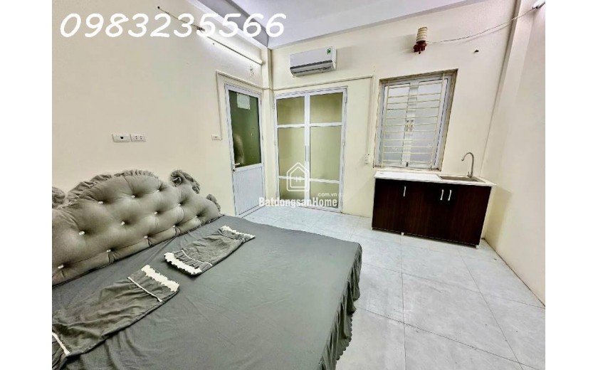 Bán nhà hiếm, Bắc Từ Liêm, lô góc 3 mặt thoáng, ô tô đỗ cửa, ở sướng, giá mê, ngay Học viện Tài Chính