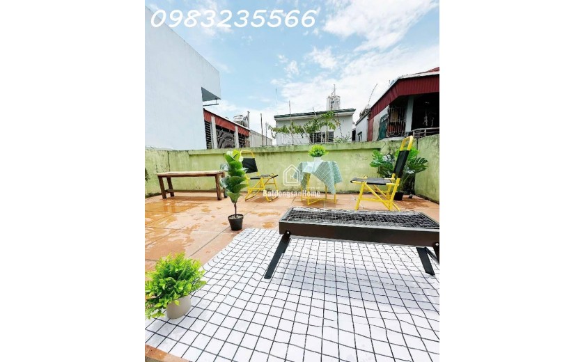 Bán nhà hiếm, Bắc Từ Liêm, lô góc 3 mặt thoáng, ô tô đỗ cửa, ở sướng, giá mê, ngay Học viện Tài Chính