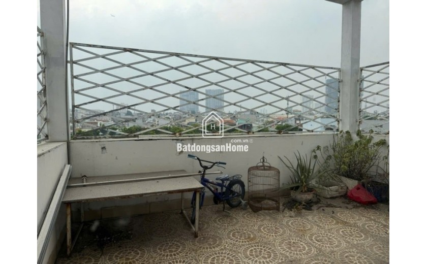 Bán nhà 3 tầng 61m2, đường Số 6, Linh Xuân, Thủ Đức, TP HCM, giá 5,45  tỷ, sổ hồng, thuận tiện sinh sống. Gọi 0933125879!