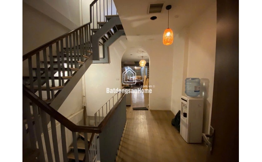 Chính chủ cho thuê nhà mặt đường  Nguyễn lương bằng ngay đầu xã đàn