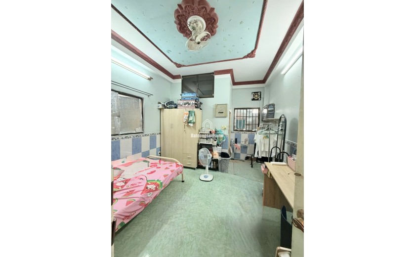 Gấp bán nhà Võ Văn Tần - Quận 3 - sát HXH - 44m2 - 5 tầng - Hoàn công - 8.5 Tỷ