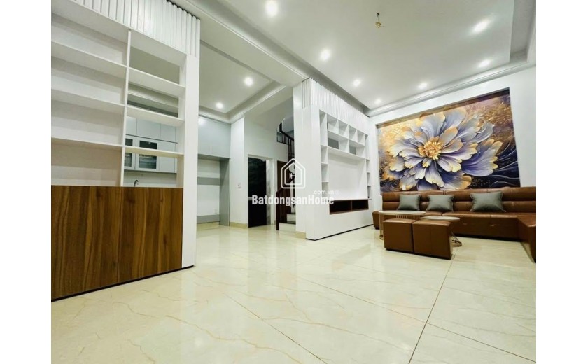 BÁN NHÀ AN DƯƠNG  VƯƠNG  Ô TÔ VÀO NHÀ -GẦN CIPUTRA -NHÀ ĐẸP Ở NGAY 83M 15.3TỶ