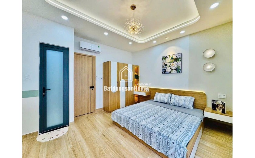 Hàng Hiếm Quận5 _Hẻm 5M, 6Tầng có TM, Sau lưng MẶT TIỀN Cao Đạt 40m_12.5Tỷ