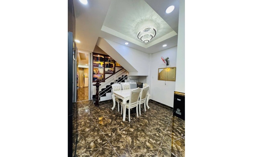 Bán nhà Phường 10 Tân Bình - 46m2 – nhà mới đón tết – Giá nhỉnh 5 tỷ