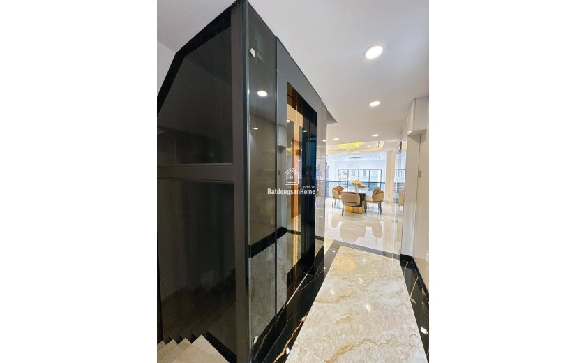 Bán nhà HXH 7 chỗ CMT8, Tân Bình gần CV Lê Thị Riêng, 6 tầng Thang Máy