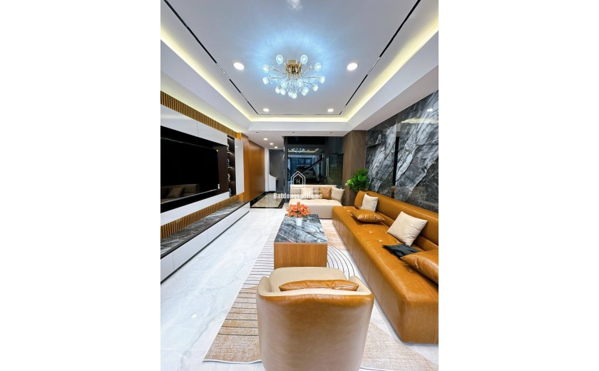 Bán nhà HXH 7 chỗ CMT8, Tân Bình gần CV Lê Thị Riêng, 6 tầng Thang Máy