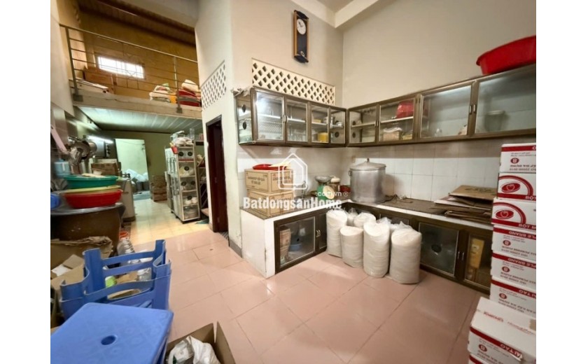 Bán nhà đường số 4, Phường Phước Bình, Thủ Đức, TP HCM. Diện Tích 100m2, giá 10,05  tỷ, sổ hồng. Liên hệ 0933125879.