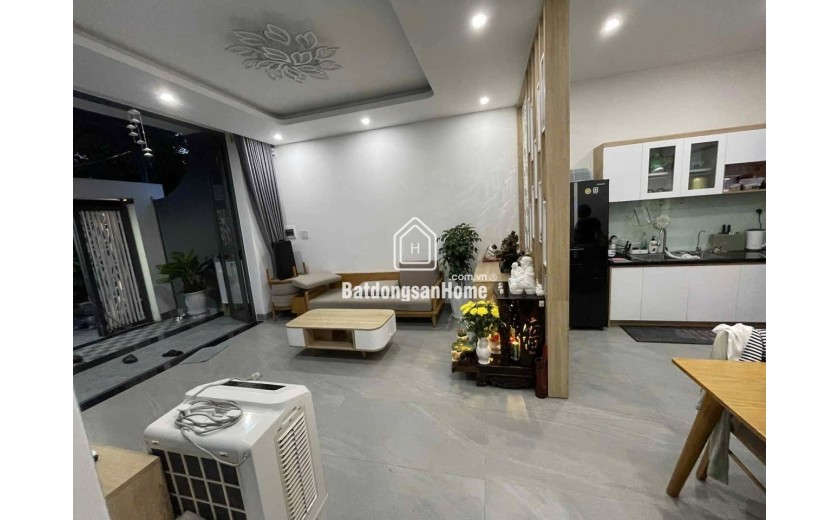 Bán nhà lô góc 2 mặt tiền Vùng Trung 3, đường 7m5, 200m2, nhà 2 tầng giá 14.5 tỷ