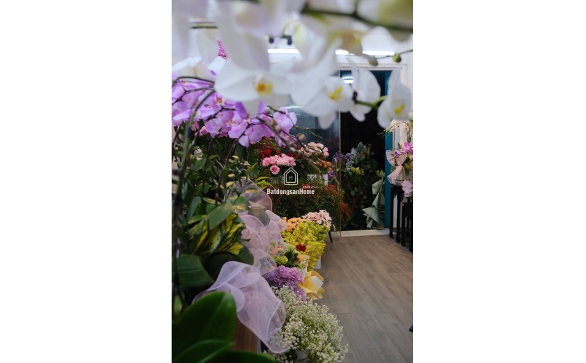 SANG NHƯỢNG CỬA HÀNG HOA TƯƠI – VÀO LÀ KINH DOANH NGAY