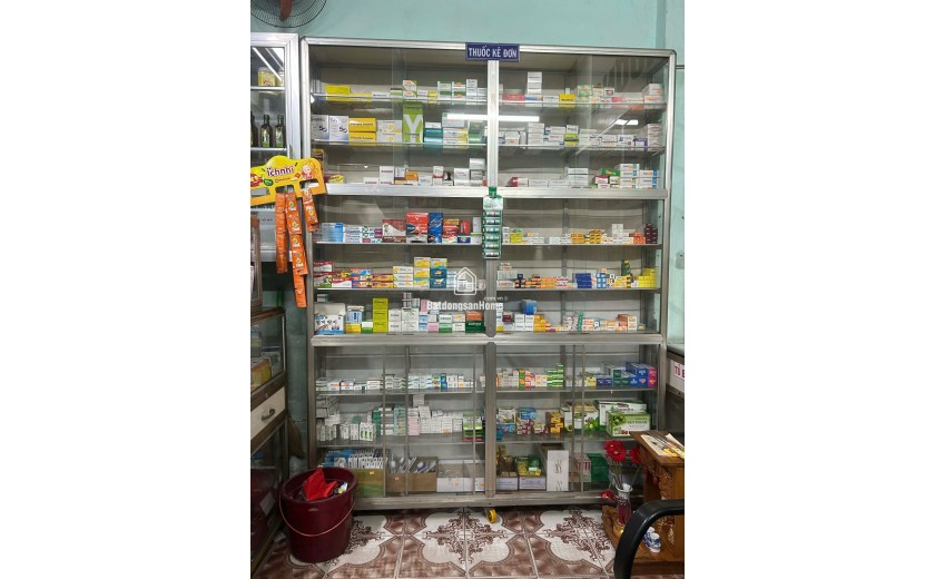 SANG NHƯỢNG NHÀ THUỐC CÓ CHỖ Ở LẠI CHO GIA ĐÌNH