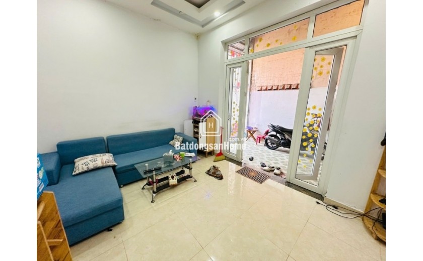 Bán nhà đường số 9, Phường Linh Tây, Thủ Đức, TP HCM. DT 76m2, cấp 4,  sổ hồng,  Giá 4.1 tỷ