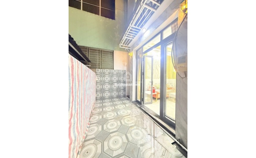 3 Tầng - hẻm OTO - Full nội thất- DTSD hơn 60m2 - đường Đào Tông Nguyên - chỉ 2 tỉ 8