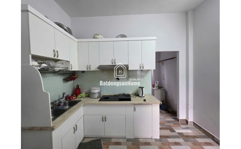 Bán nhà đường 297, Phước Long B, Quận Thủ Đức, TP HCM. DT 100m2, một trệt,  giá 6,5 tỷ, sổ hồng. Liên hệ: 0933125879.