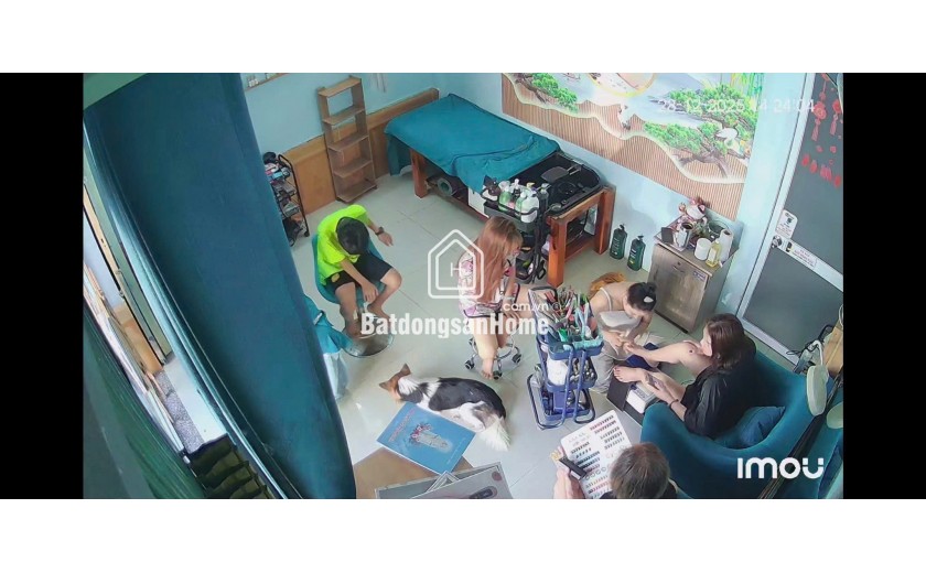 Sang tiệm nail – mi gội đầu dưỡng sinh quận 12