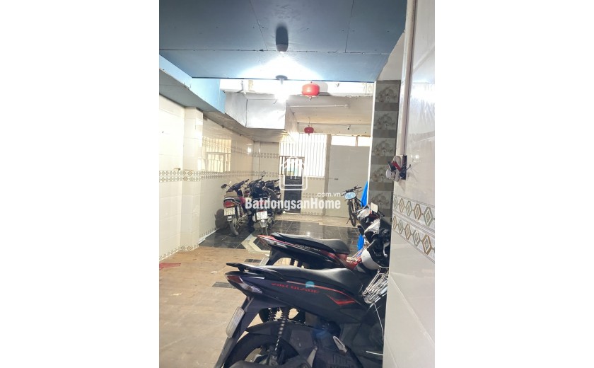 Tòa căn hộ mặt tiền Dương Bá Trạc 90m² 5 tầng 17 phòng giá 12.5 tỷ