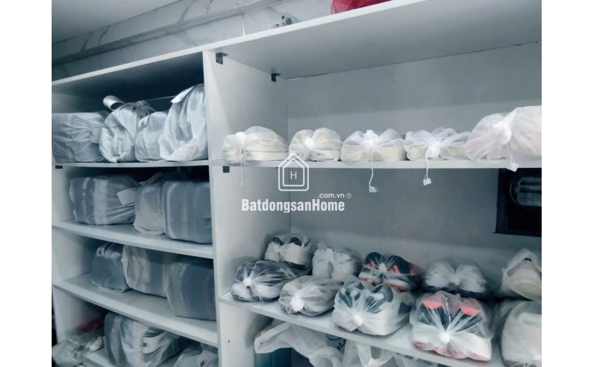 Em cần sang nhượng tiệm giặt đang hoạt động ổn định, full đồ, không cần đầu tư thêm.